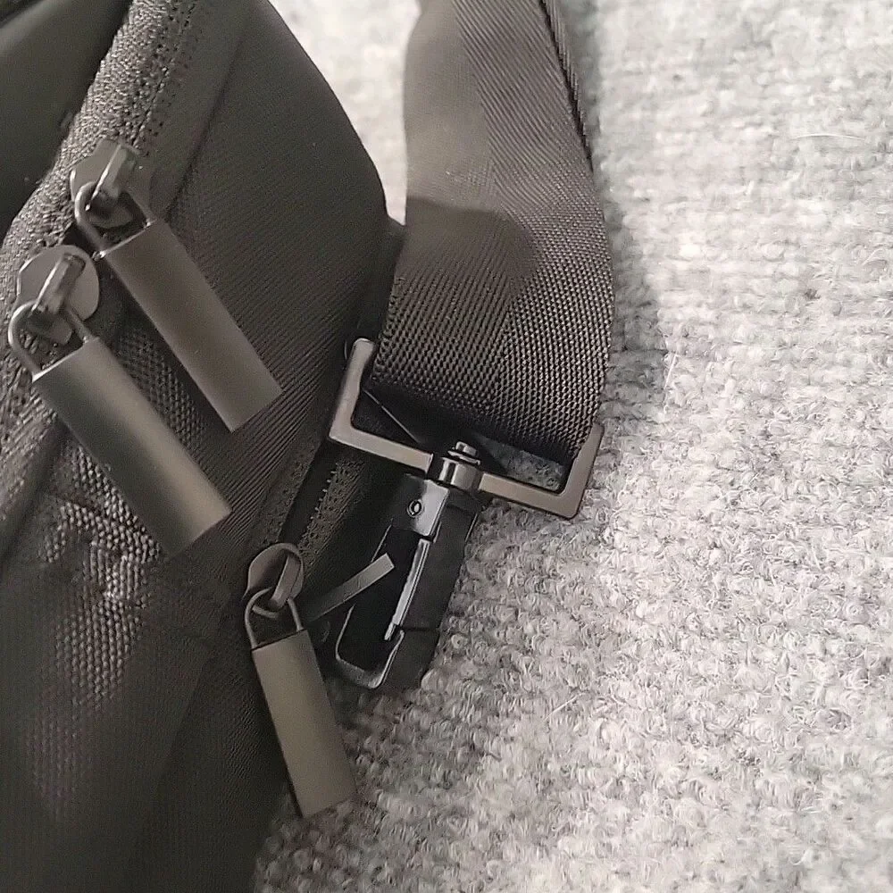 IBM ThinkPad Laptop Bag Case with Shoulder Strap